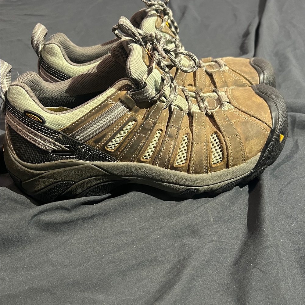 Keen Flint Steel Toe Boot (8.5)